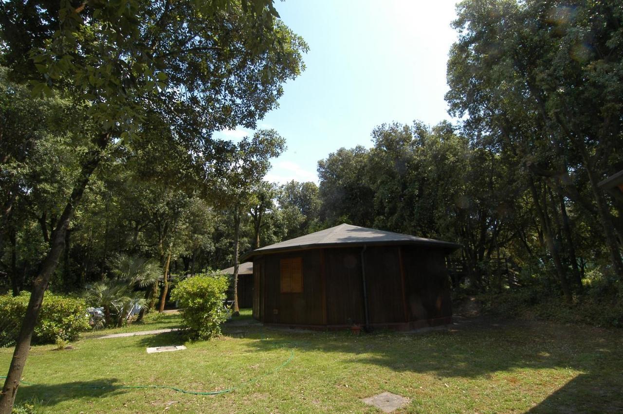 Residence Il Fortino Marina di Massa Ruang foto