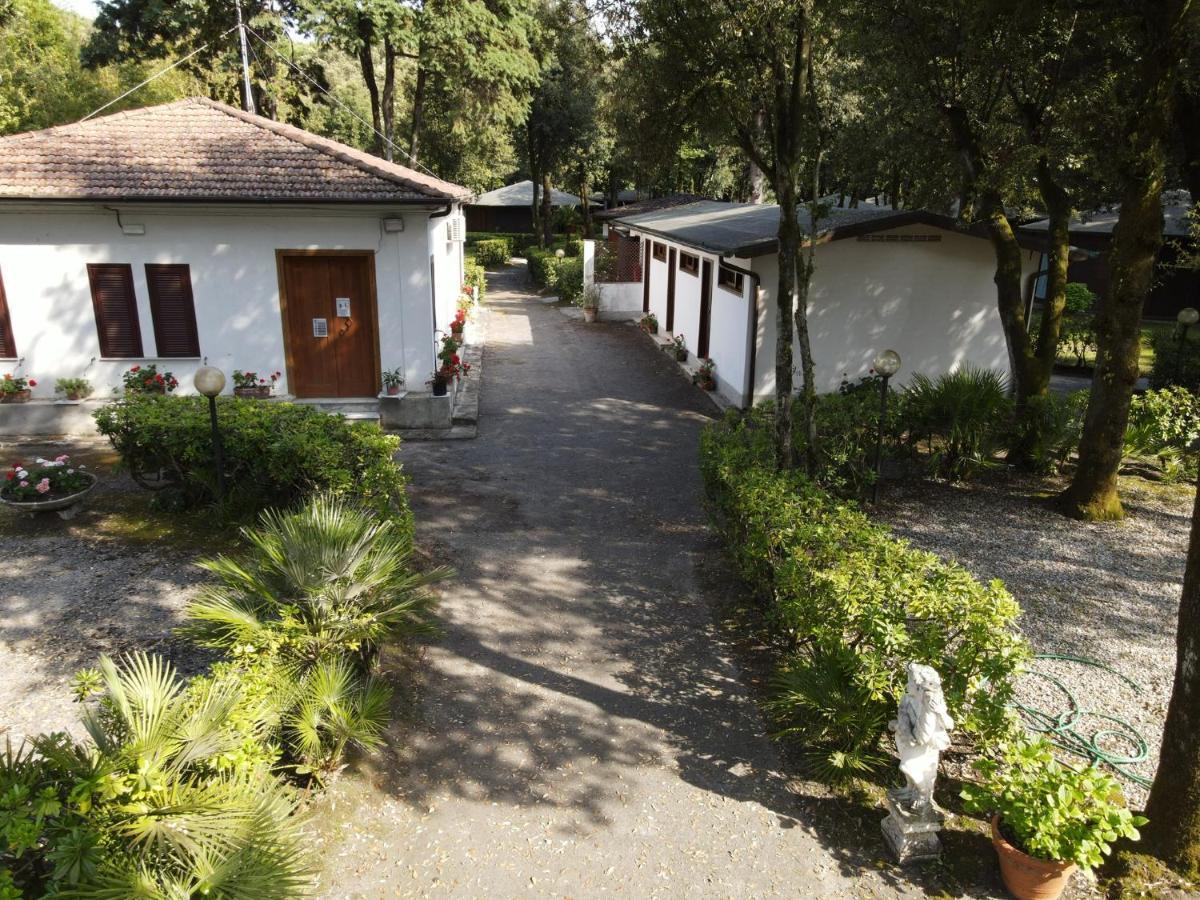 Residence Il Fortino Marina di Massa Bagian luar foto
